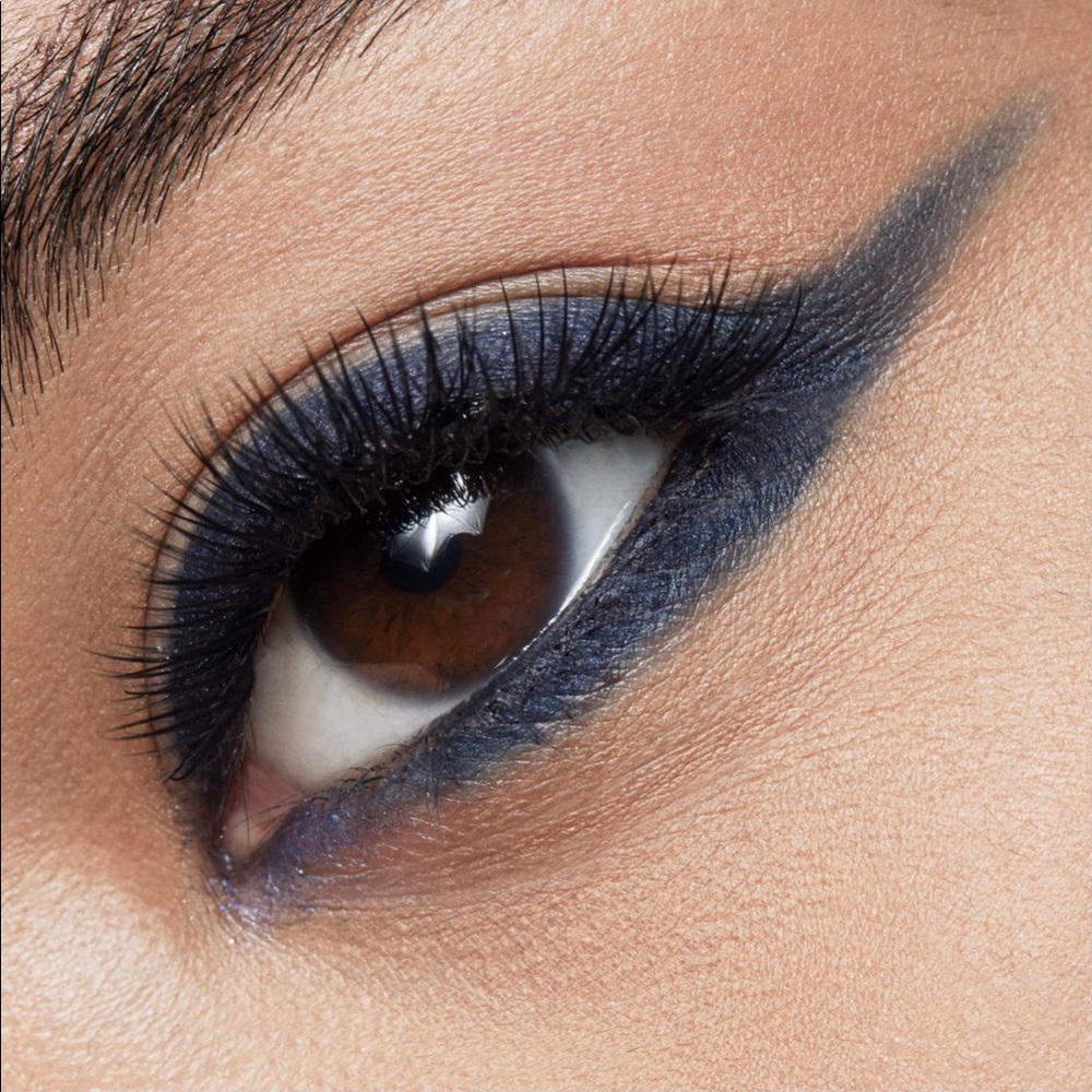Stilla Waterproof smudge-roof eye liner